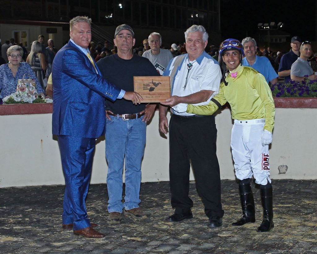 CUTTIN EDGE TECH – Fancy Buckles Stakes – 05-18-19 – R07 – CT – Presentation
