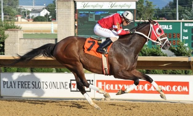 Moments Notiz, Cherokee Blessing strike blows for elderly set