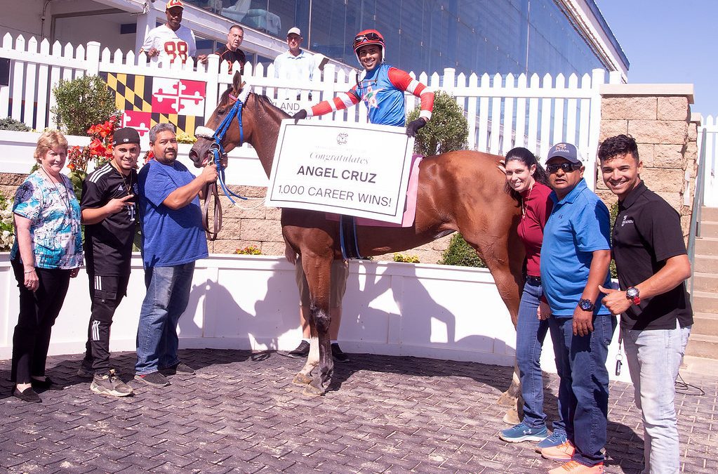 Jockey Angel Cruz earns 1,000th win