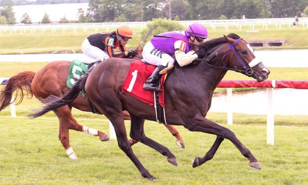 Davyjonz shrugs off layoff to graduate